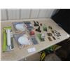 Image 1 : Hardware Hinges, Indoor / Outdoor Clothes Line, Storm Door Cylinder 