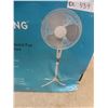 Image 2 : New Living 16" Oscillating Pedestal Fan