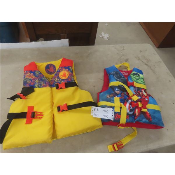 2 Life Jackets 1) Youth 1) Child