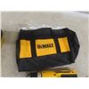 Image 3 : Dewalt 8Amp 3/8" Drill With Case Appears New 