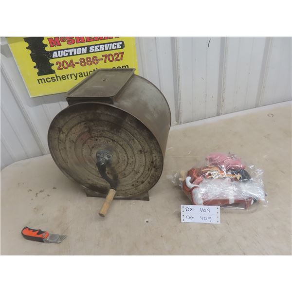 Metal Butter Churn + Toy Farm Animals 