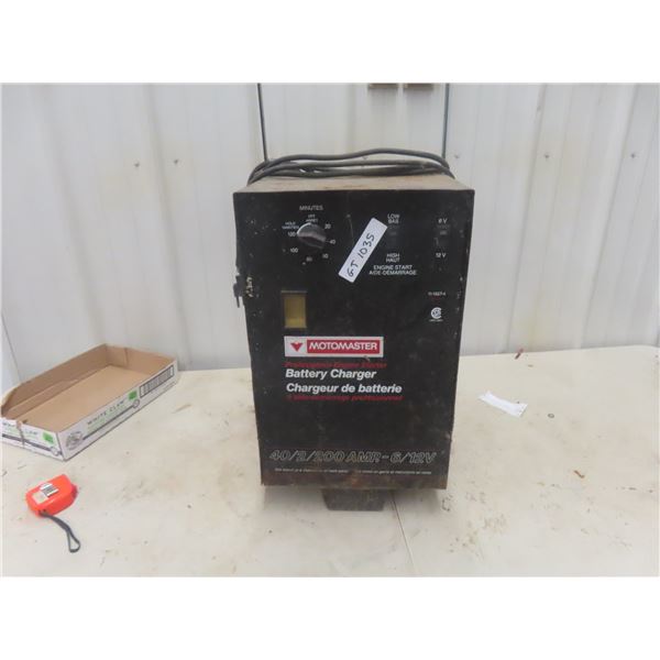 Motomaster Engine Start / Battery Charger 