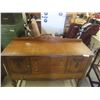Image 2 : Antique Buffet 37"x53x19"