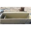 Image 2 : Single Locker or Skinny Guy Coffin 6''x19''x21''