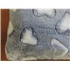 Image 2 : Heart Grey Dog Bed New or Store Return 