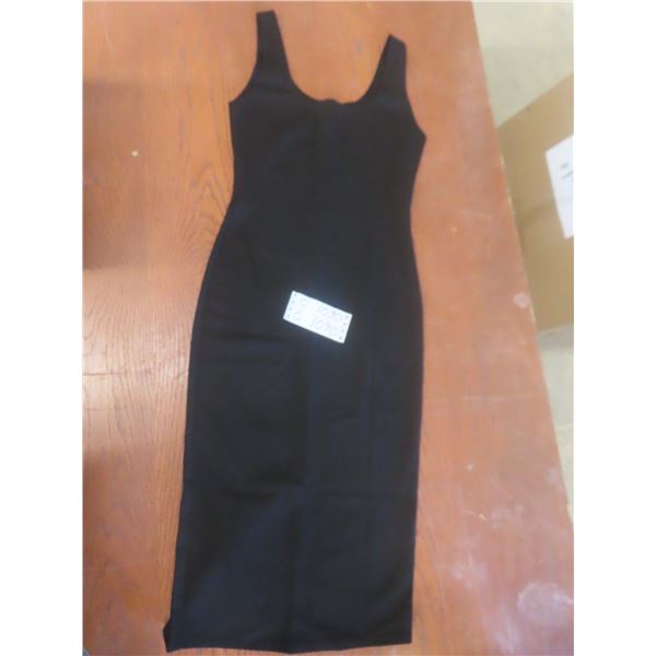 Womens Size Medium New or Store Return 
