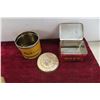 Image 3 : 3 Metal Tins, Plains City Beverage + Portage Soda Water Works Bottles
