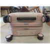 Image 4 : 20" Carry On Luggage 22 x 14x 9 Airline
