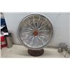 Image 4 : 2 Antique Electric Space Heaters and 3 Lamp Guards