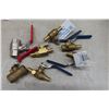 Image 10 : New: Designer Faucet, Shut Off Valves Outside Taps, 2 Pressure Switches