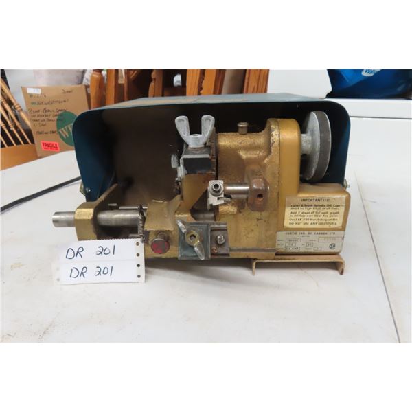 Curtis Industries Key Cutting Machine 