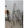 Image 3 : Work Mita Bench and Aluminum 2 Step Stepper