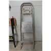 Image 5 : Work Mita Bench and Aluminum 2 Step Stepper