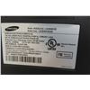 Image 2 : Samsung 32'' TV Model LN32B360C5D With Remote