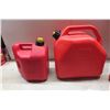 Image 2 : 3 Plastic Gas Containers