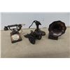 Image 7 : 9 Pencil Sharpeners, 5- Disney Characters and 2 Sets 1991 Hockey Cards #1-25 and # 1-6