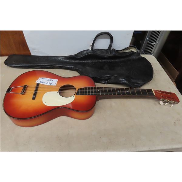 Guitar with Soft Case 