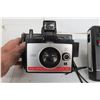 Image 3 : Vintage Cameras Brownie Hawkeye, Colourburst 50, Kodak, Polaroid and Accessories