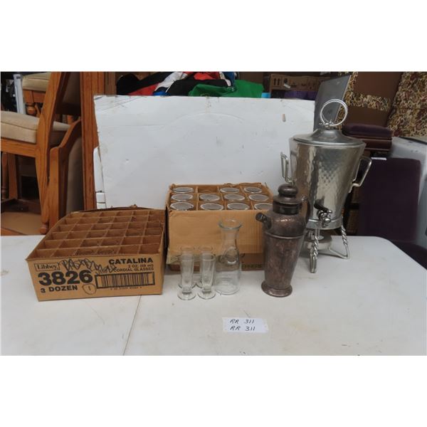 19 Cordial 2 oz Glasses, 12 Decantors 500ml, Coffee Dispenser 