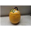 Image 6 : Lemon Décor: New Cookie Jar, Coffee Mug, Slogan Signs, Plastic Lemons and Dessert Bowl Set