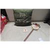 Image 9 : Christmas Décor New Toss Cushion, 4PC Espresso Set, Coffee Mugs
