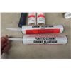 Image 4 : Caulking Gun with Contruction Adhesive, Plastic Cement and Silicone