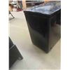 Image 4 : Danby Deep Freeze 33'' x 32'' x 21'' 