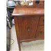 Image 4 : Buffet 41'' x 52'' x 18'' 