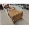 Image 2 : Wicker Ottoman 