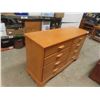 Image 2 : Dresser 8 Drawers 33'' x 54'' x 18'' 