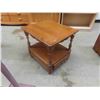 Image 2 : End Table 22'' x 24'' x 21'' 