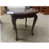 Image 2 : End Table 21'' H x 24'' Diam. 
