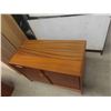 Image 3 : Small Credenza 24'' x 35'' x 16 1/2'' 