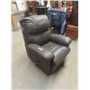 Image 1 : Leather/Leather Style Reclining Chair 