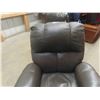Image 2 : Leather/Leather Style Reclining Chair 