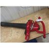 Image 1 : Toro Ultra Blower Vac 
