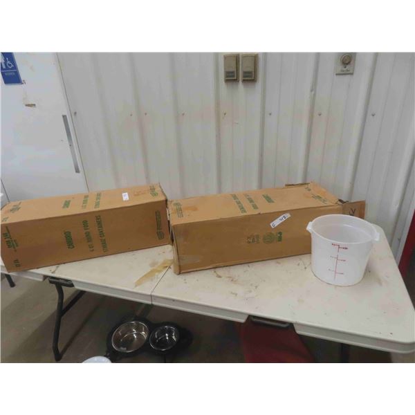 2 Boxes of 6-Quart Food Containers 