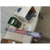 Image 1 : Scotts Hand Fertilizer Broadcaster, Landscape Weed  