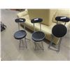 Image 1 : 3 Folding Stools 