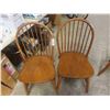 Image 4 : 4 Matching Wood Kitchen Chairs 