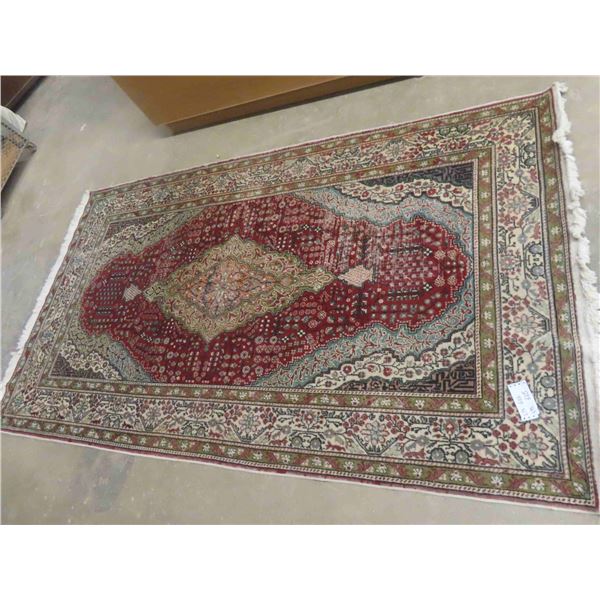 Area Rug 59'' x 104'' 