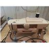 Image 2 : Singer Portable Electric Sewing Machine 