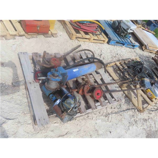 Electric Winch, 4 Barrel Pumps 