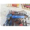 Image 5 : Electric Winch, 4 Barrel Pumps 