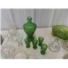 Image 5 : Clear & Colored Glassware, Decanters, Trays, Bowls & 