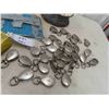 Image 4 : Ornamental Hinge Set 8'' , T Hinge Set 10'' , Pulleys & Wire 