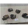 Image 1 : 5 Magnetos 