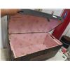 Image 5 : Round Top Trunk 19'' x 34'' x 17'' 