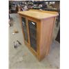 Image 2 : Antique 2-Door China Cabinet 49'' x 39'' x 17'' 