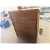 Image 7 : Antique 2-Door China Cabinet 49'' x 39'' x 17'' 